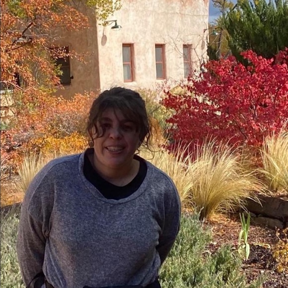 MEET YOUR POSHER - Picture 1 of 1